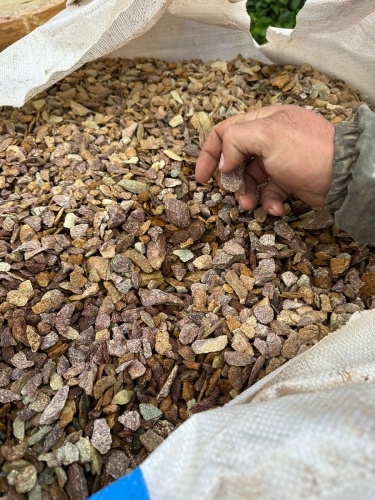 Златолит персиковый декоративная каменная крошка купить в Костроме