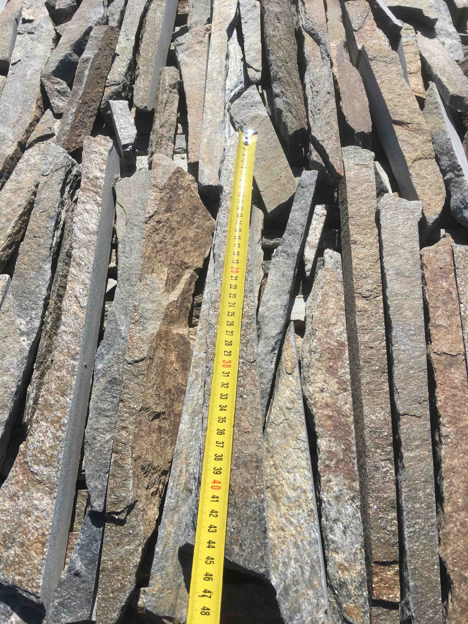 Горбушка златолит мультиколор для облицовки купить в Костроме