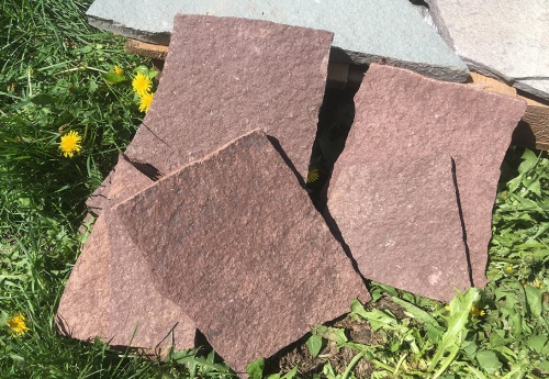 Плитняк лемезит бордовый для цоколя 1,5-2 см купить в Костроме