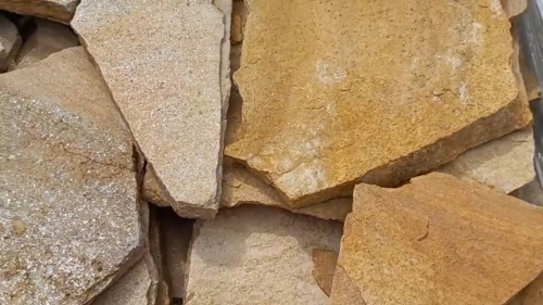 Плитняк златолит жёлтый для цоколя купить в Костроме