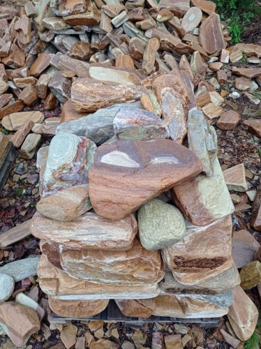 Златолит жёлтый, жёлто-зелёный глыбки и валуны для ланшафтного дизайна купить в Костроме