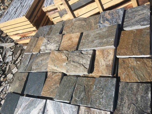 Плитка пилёная златолит Уральский для цоколя, отмостки купить в Костроме