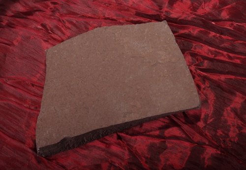 Плитняк лемезит бордовый для цоколя 1,5-2 см купить в Костроме