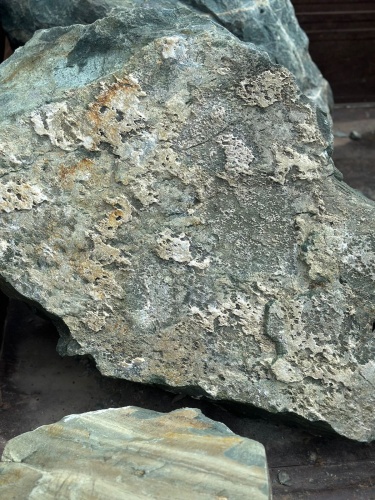 Ландшафтные глыбы зелёные 200-500 килограмм купить в Костроме