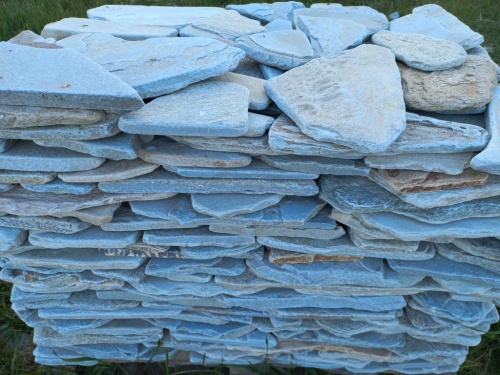 Плитняк златолит зелёный галтованный для цоколя купить в Костроме