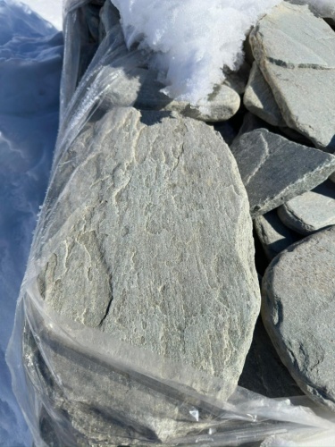 Плитняк златолит зелёный галтованный для цоколя купить в Костроме